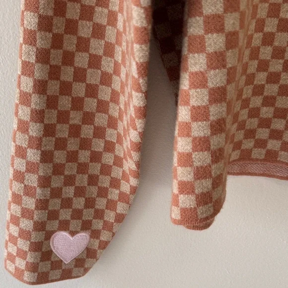 Maeve Brown Checkered Sweater with Pink Heart from Anthropologie - Picture 4 of 10